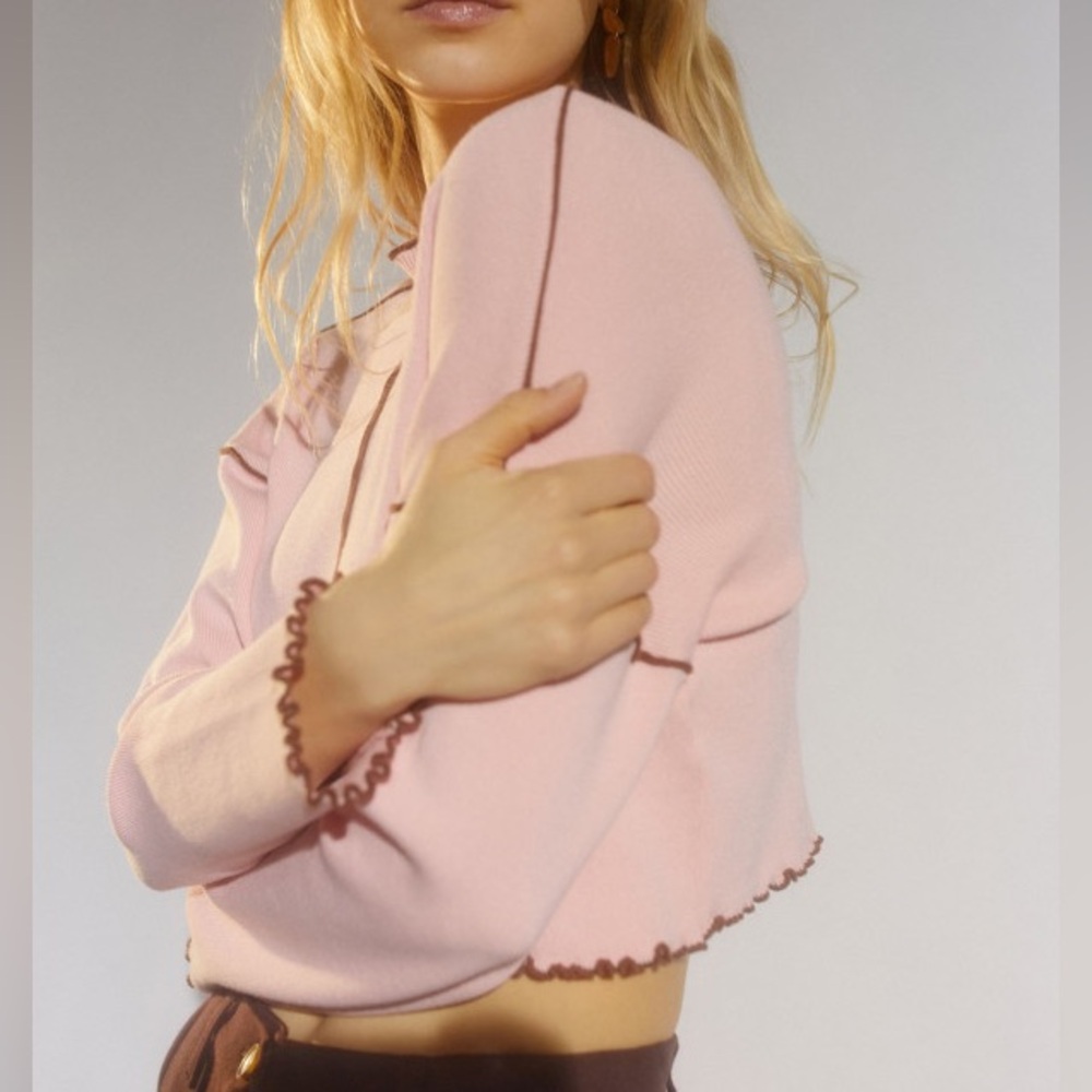 NWT! Urban Outfitters Pink Contrast Trim Long Sleeve Shirt (Size XS) - Picture 4 of 10